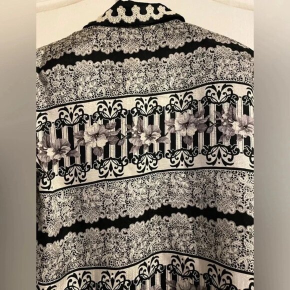 Vintage 80’s Adrianna Papell Floral Geometric 100% Silk Button Up Blouse Size 6 - Picture 8 of 9